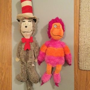 Bundle of 2 Dr. Seuss plushies
